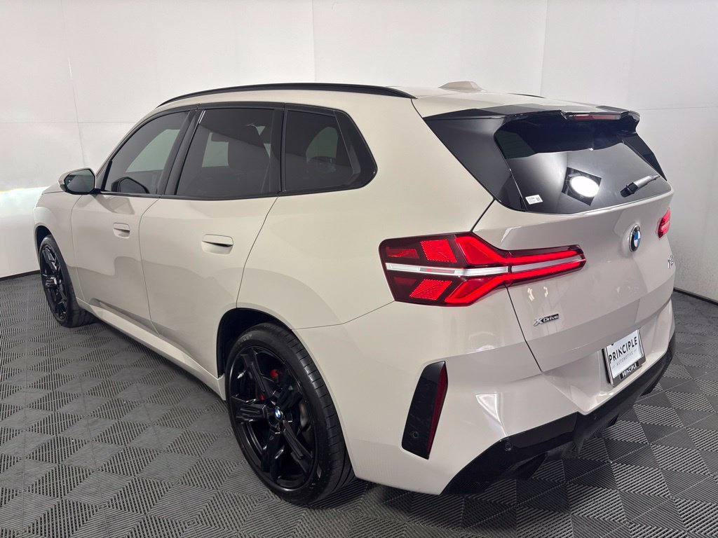 Certified 2026 BMW X3 xDrive30i w/ M Sport Package AWD/4WD image 7