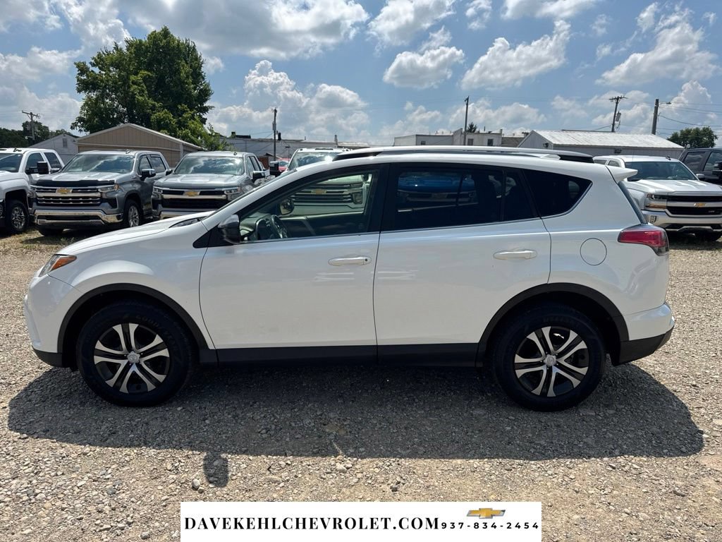Used 2017 Toyota RAV4 LE w/ All Weather Liner Package AWD/4WD image 3