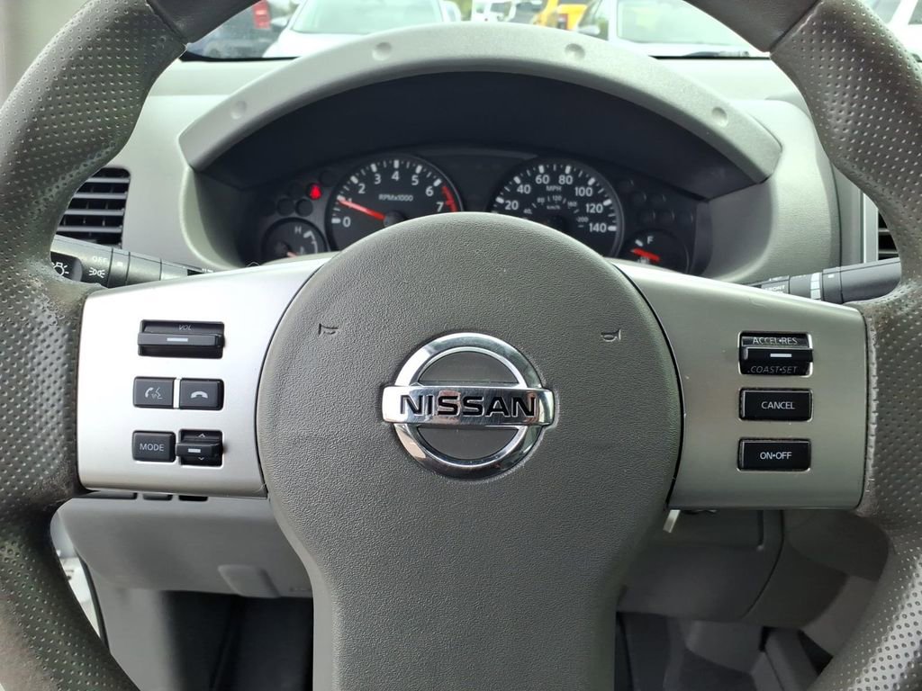 Used 2019 Nissan Frontier S RWD image 5