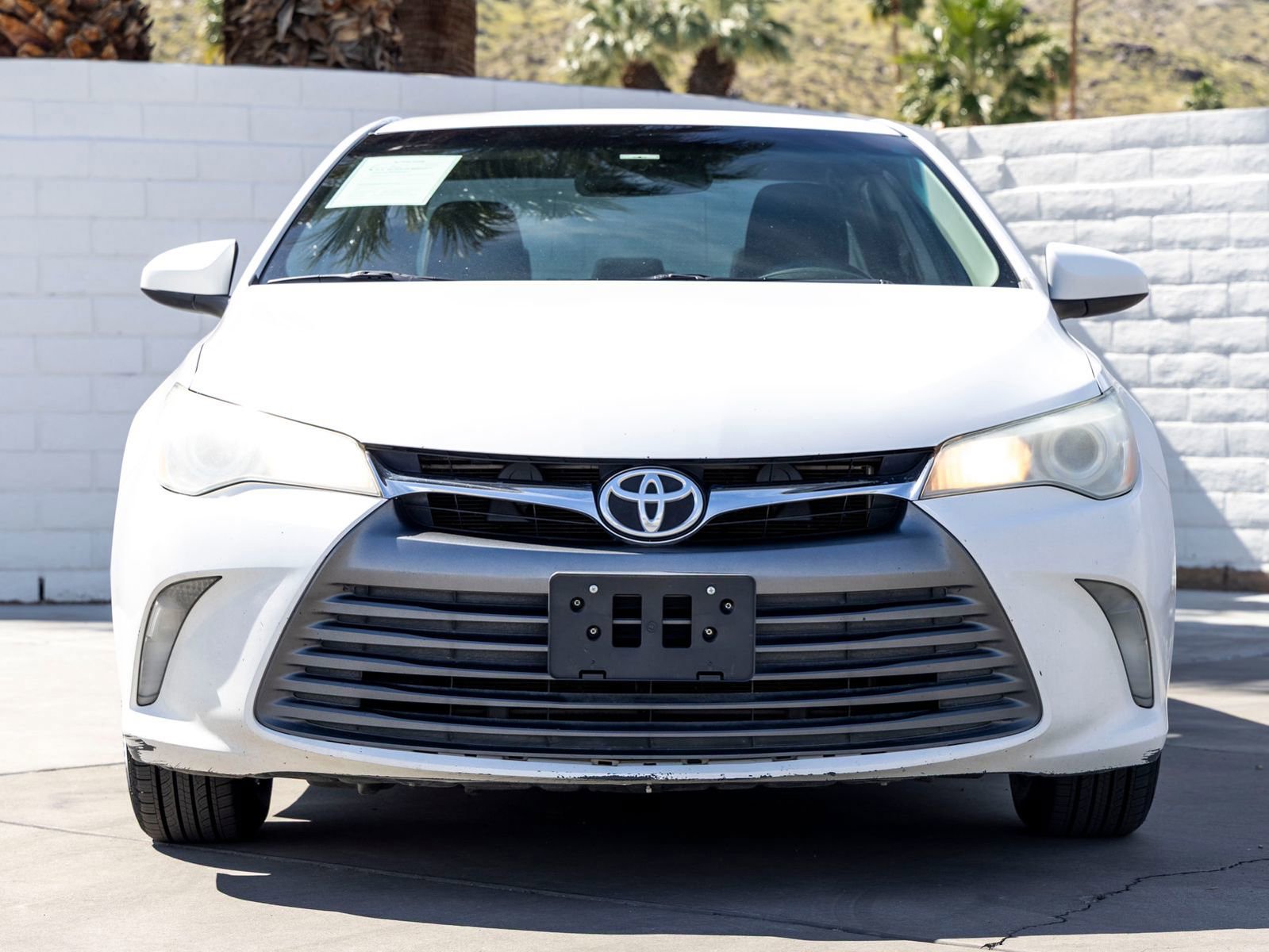Used 2015 Toyota Camry LE image 4