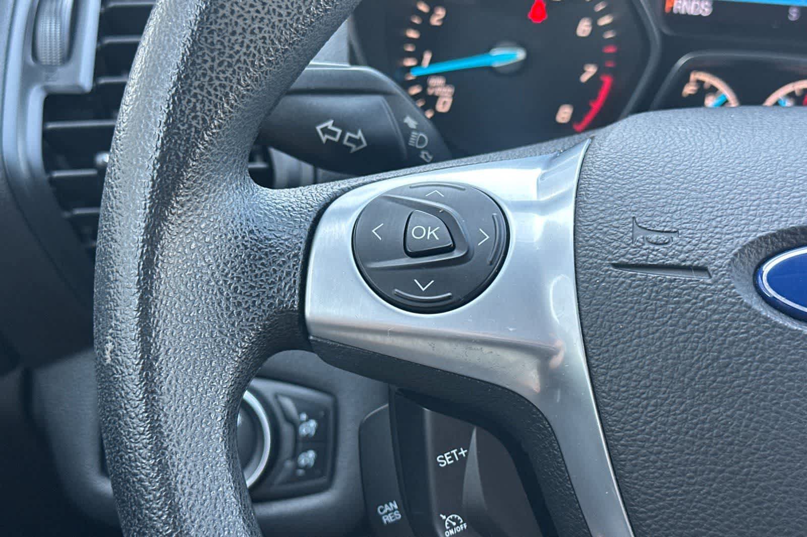 Used 2016 Ford Escape SE w/ Equipment Group 201A FWD image 25