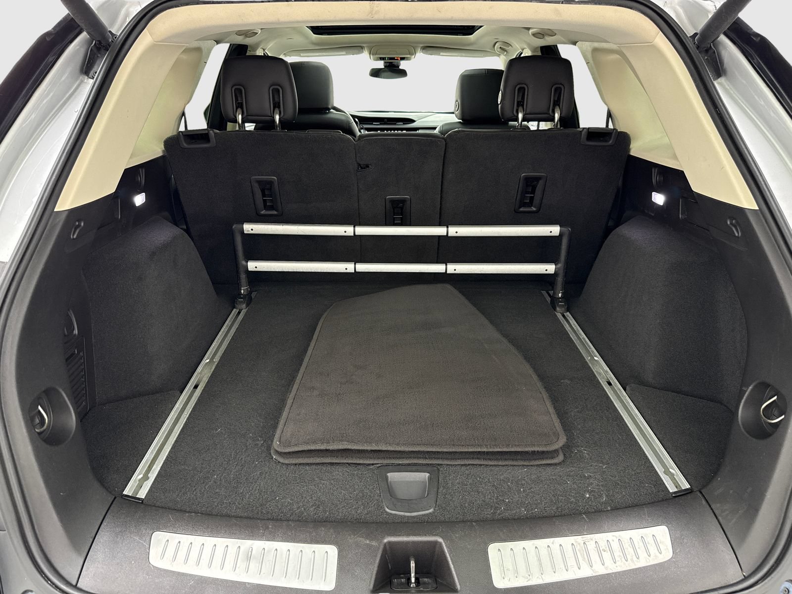 Used 2019 Cadillac XT5 Premium Luxury AWD/4WD image 46