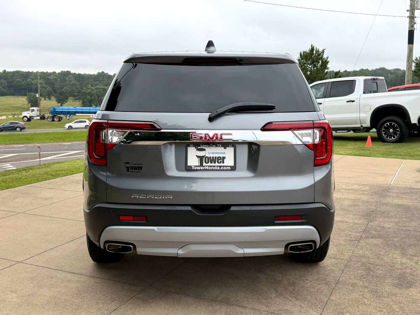 Used 2020 GMC Acadia SLE FWD image 5