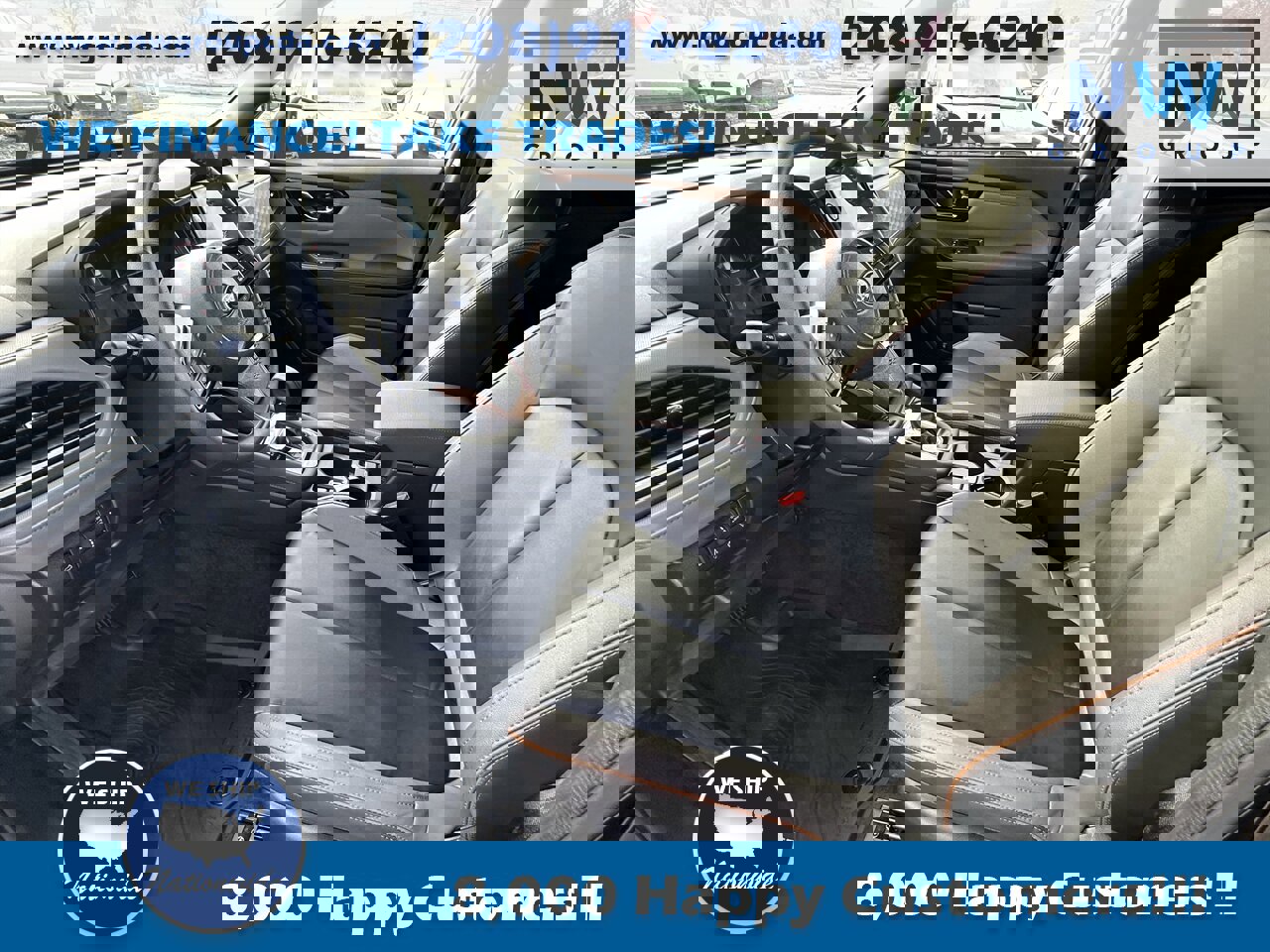 Used 2025 Subaru Forester Sport image 16