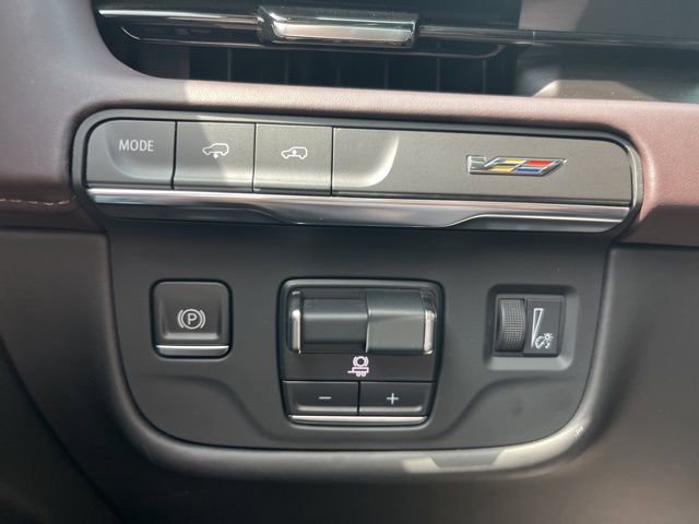 Used 2023 Cadillac Escalade V AWD/4WD image 26