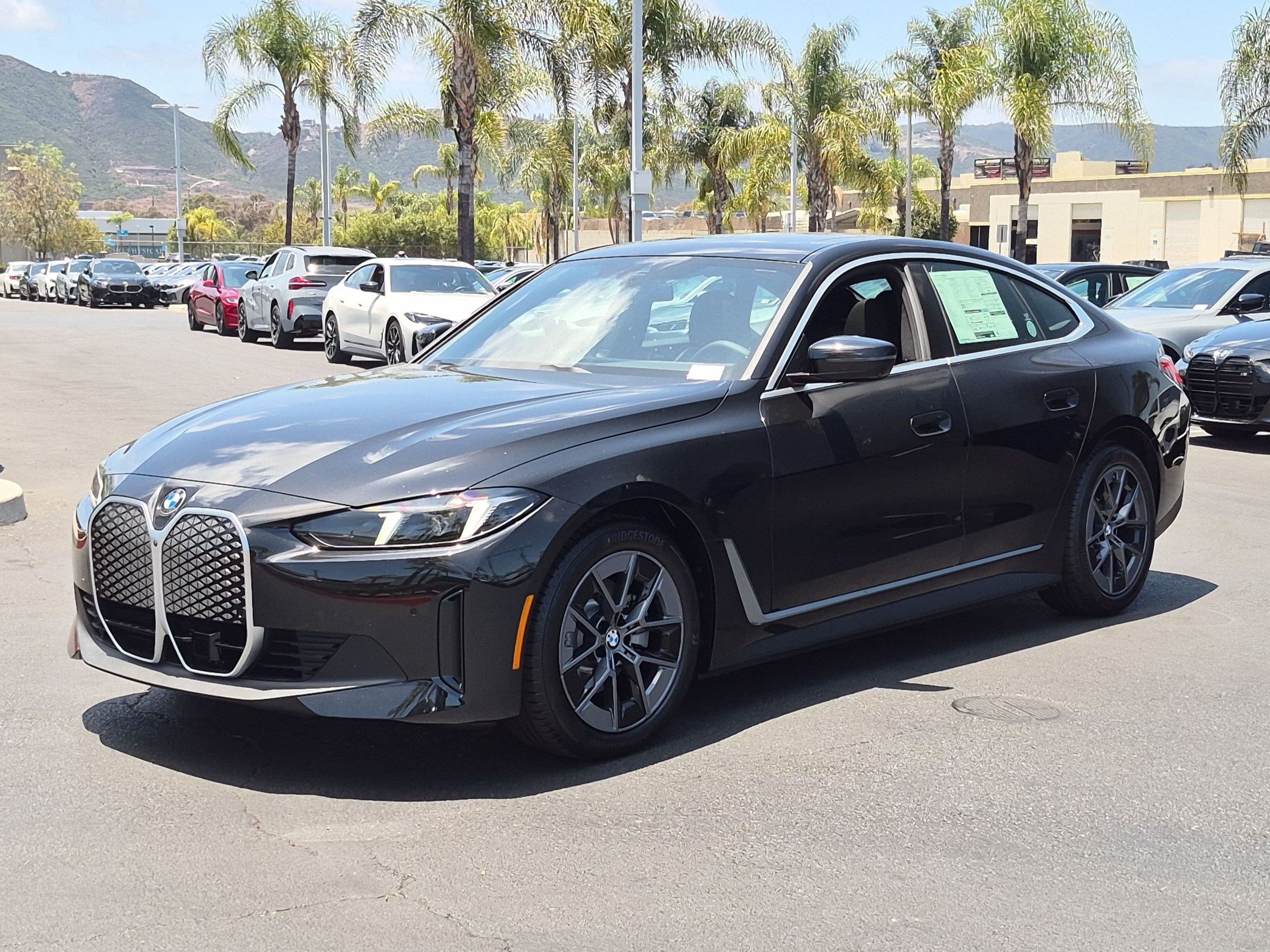 New 2026 BMW i4 eDrive40 w/ Parking Assistance Package RWD image 5