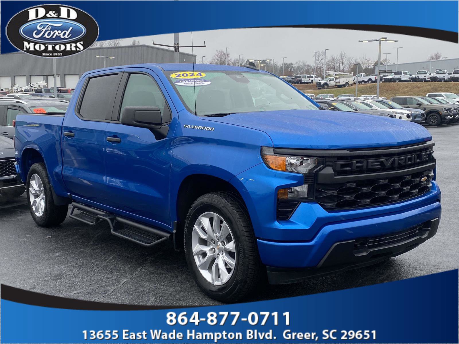 Used 2024 Chevrolet Silverado 1500 Custom image 1