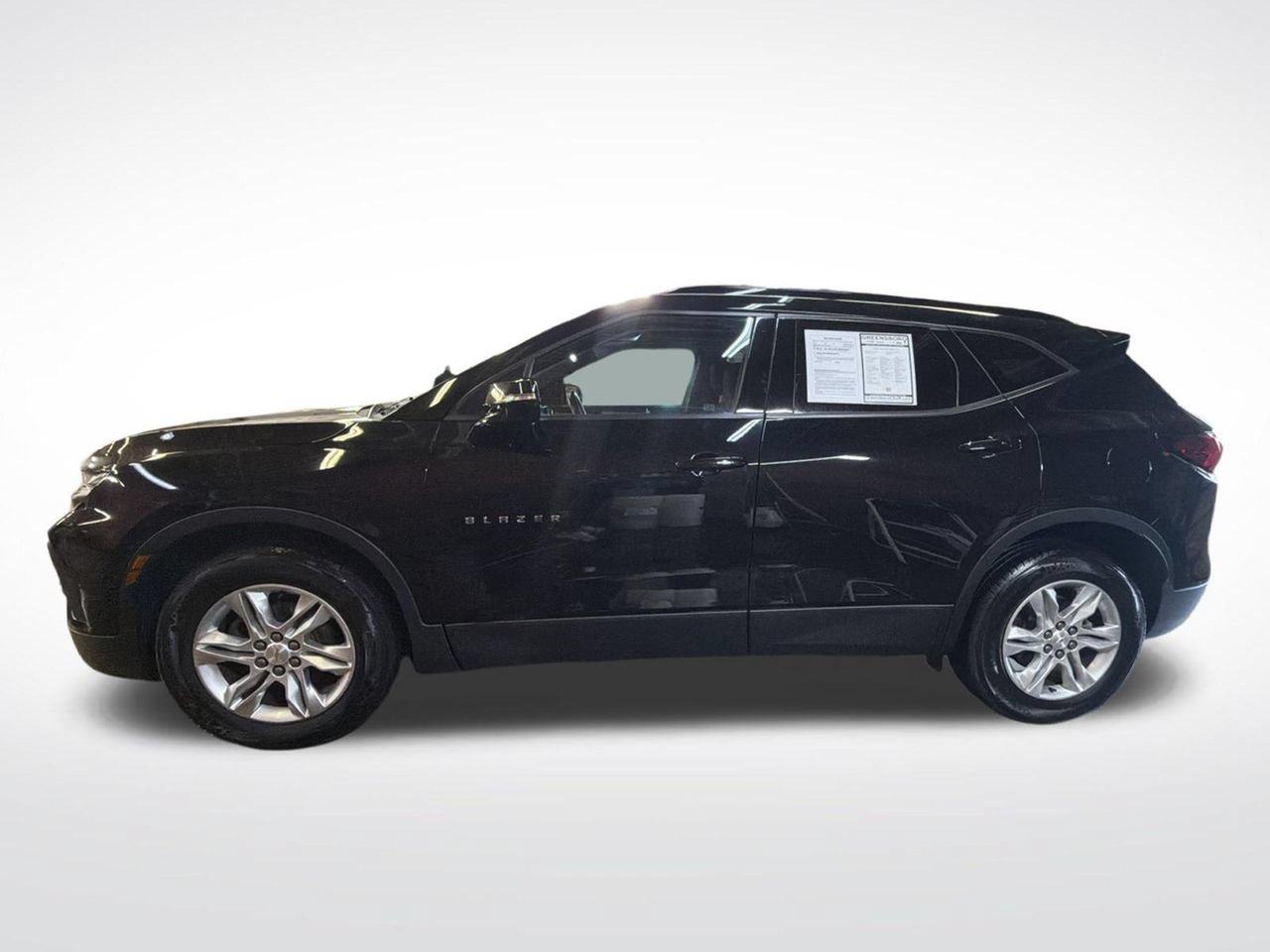 Used 2020 Chevrolet Blazer LT FWD image 2