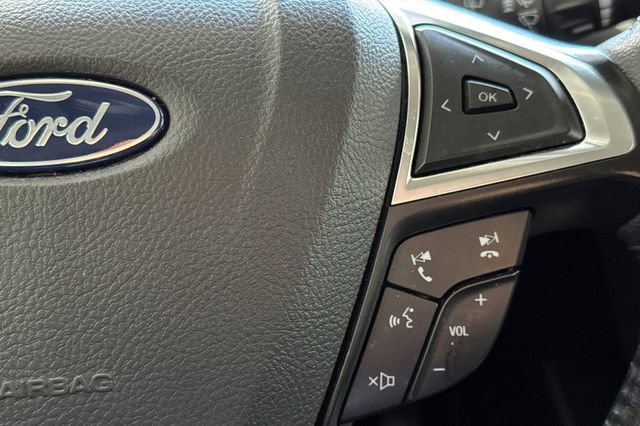 Used 2024 Ford Edge SEL image 39