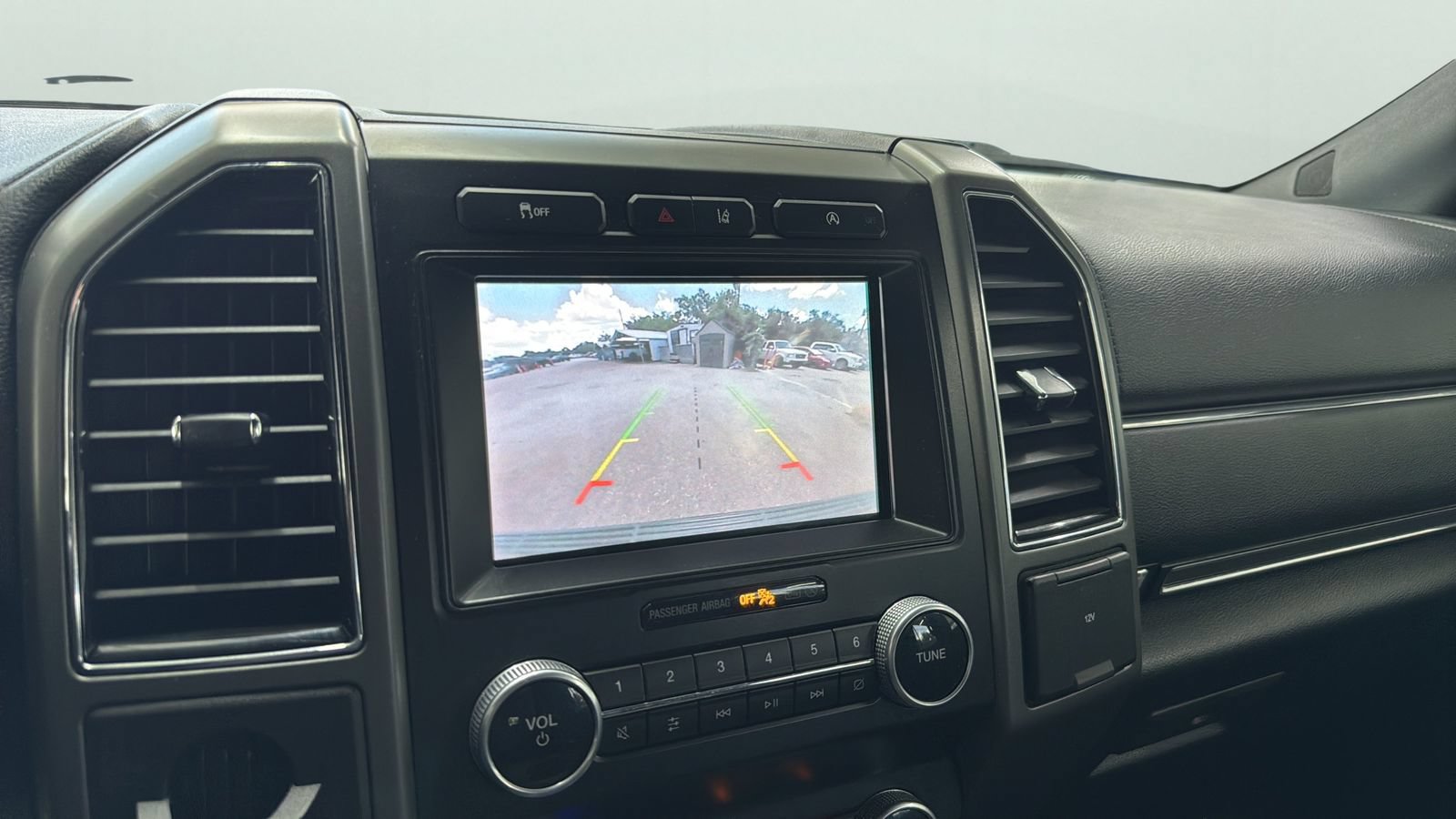 Used 2021 Ford Expedition XLT RWD image 18