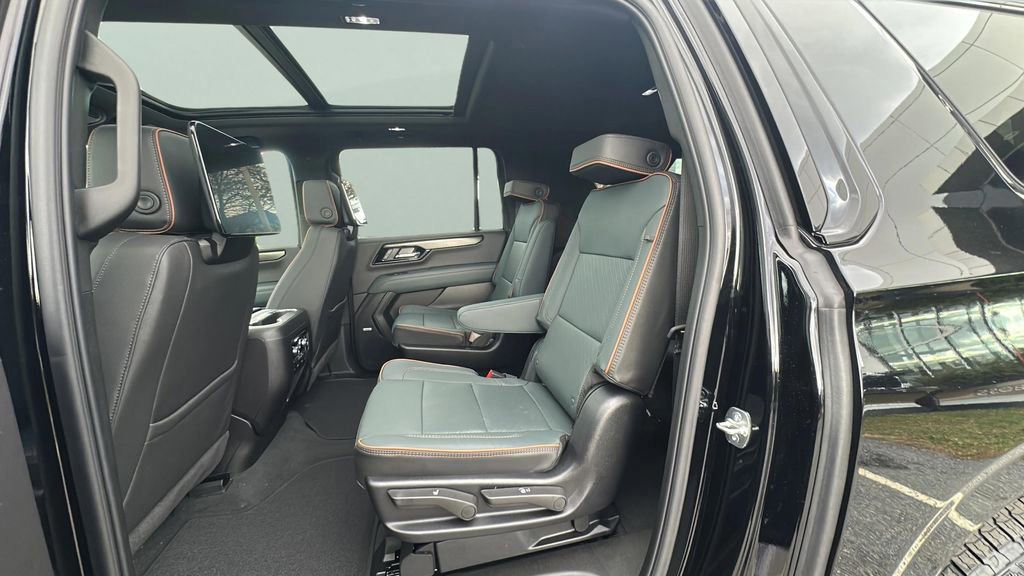 New 2026 GMC Yukon XL AT4 image 14