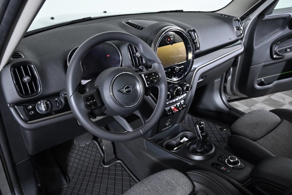 Certified 2024 MINI Cooper Countryman S FWD image 11