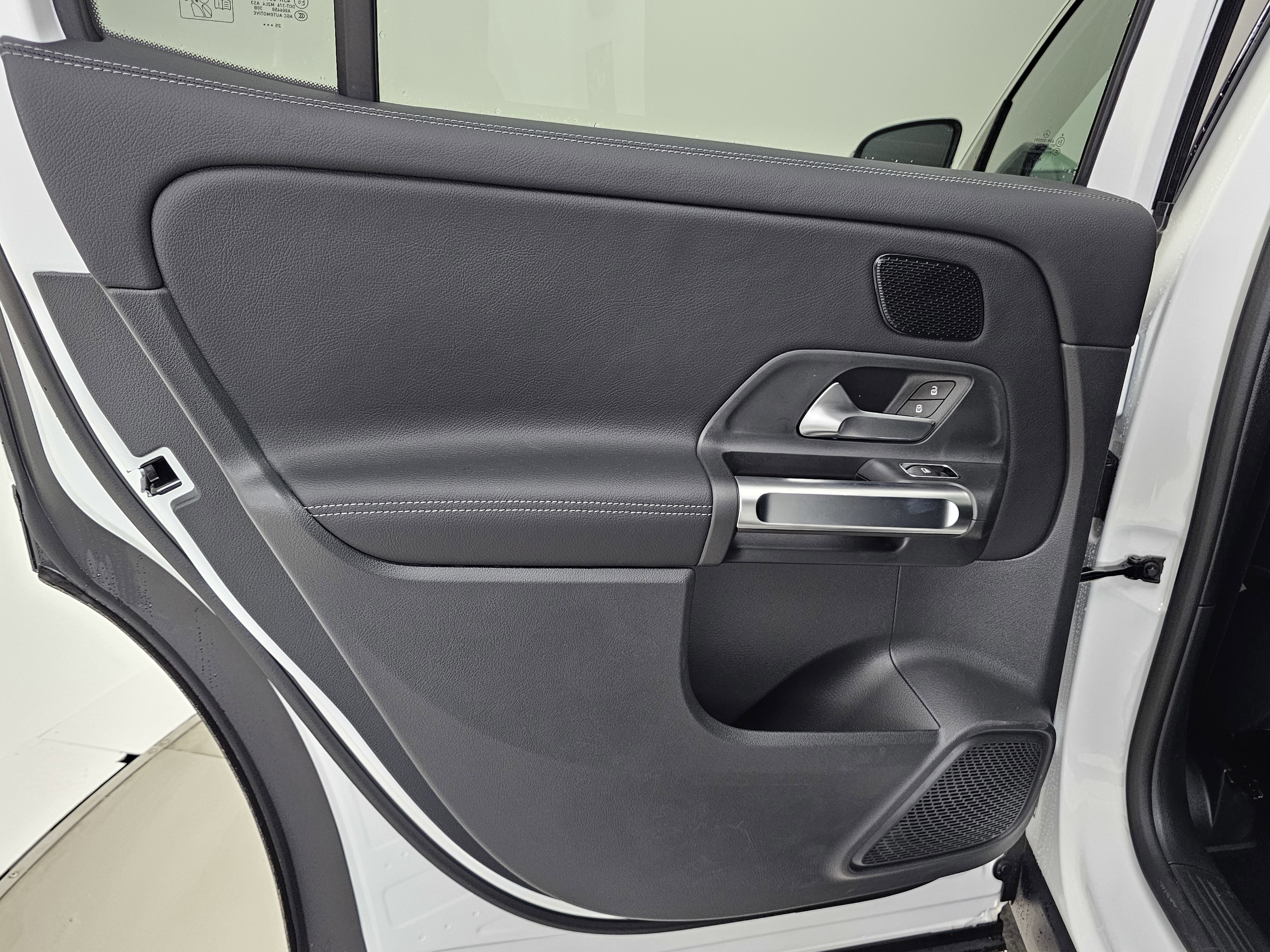 New 2026 Mercedes-Benz GLB 250 4MATIC image 26