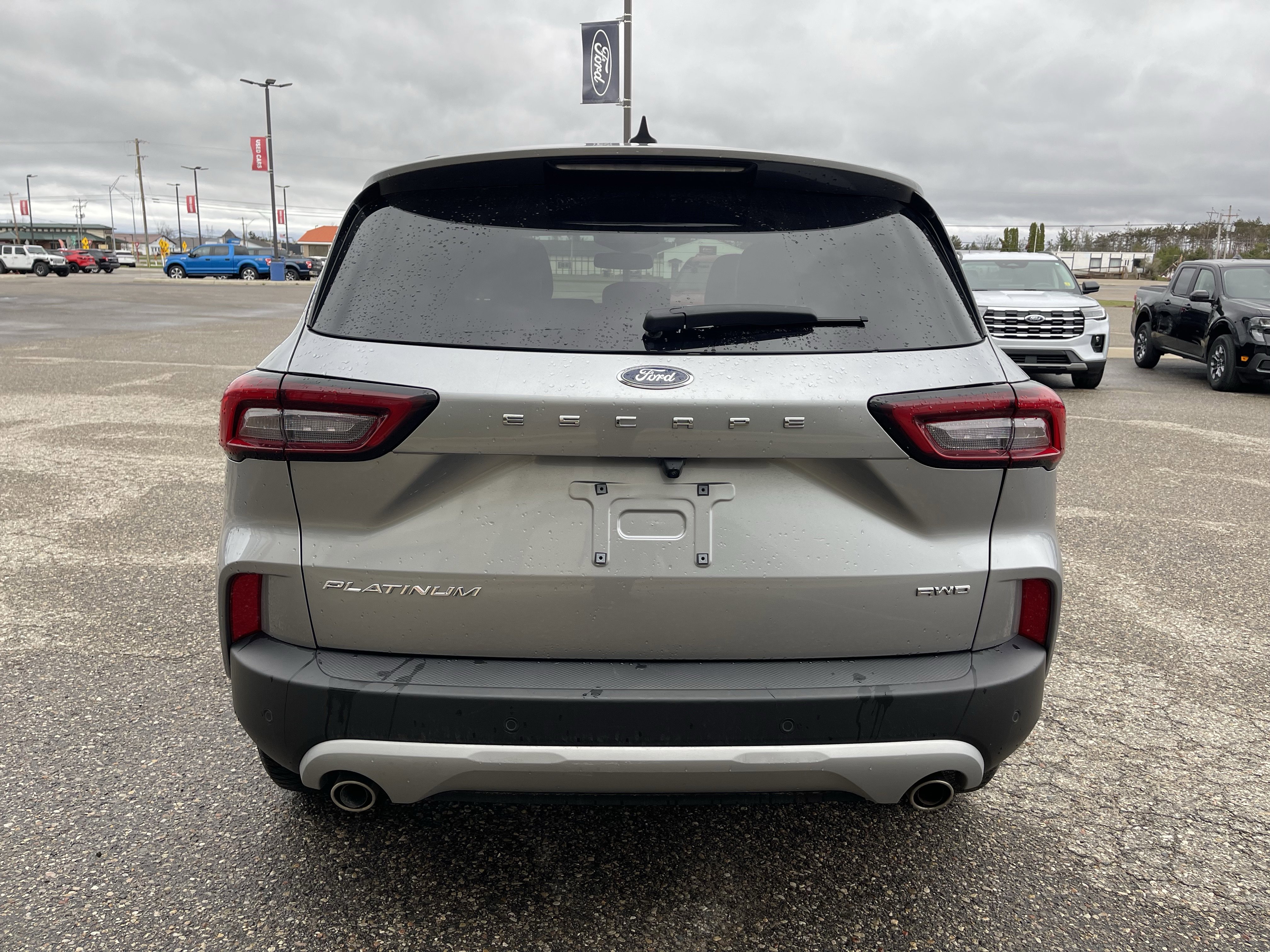 Certified 2024 Ford Escape Platinum AWD/4WD image 5
