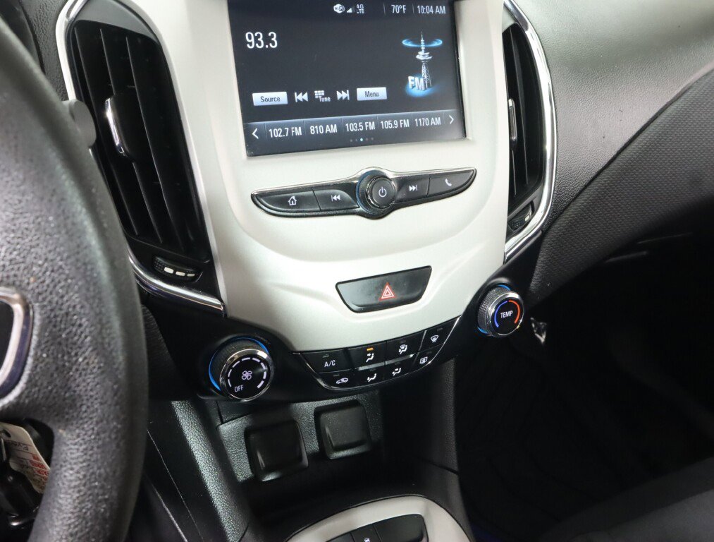 Used 2018 Chevrolet Cruze LS image 13