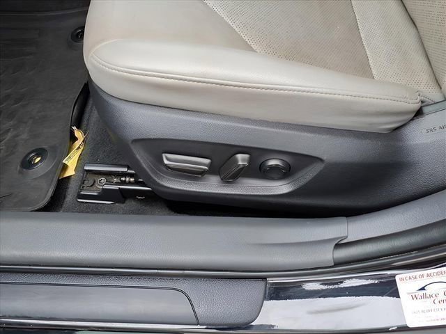 Used 2022 Toyota Camry XSE w/ Navigation Package FWD image 12