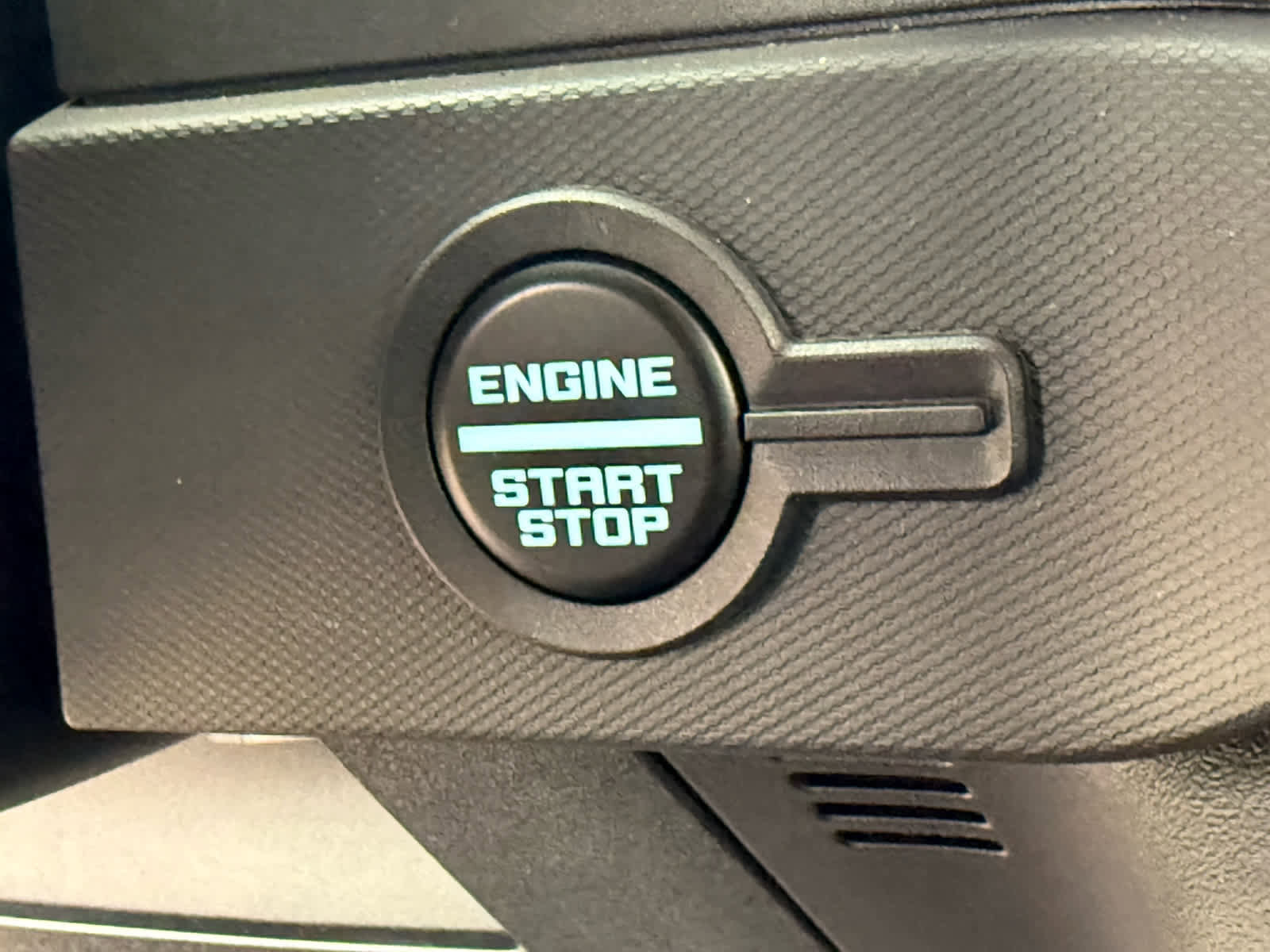 Used 2024 Ford Bronco Badlands image 13