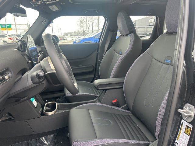 New 2026 MINI Cooper 4-Door Hardtop image 11