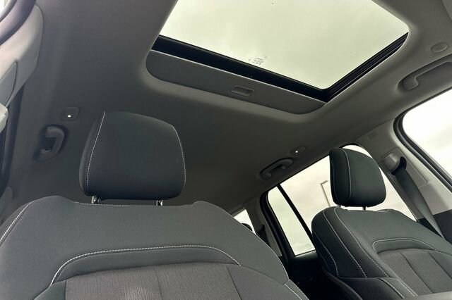 New 2023 Jeep Grand Cherokee Laredo X image 11