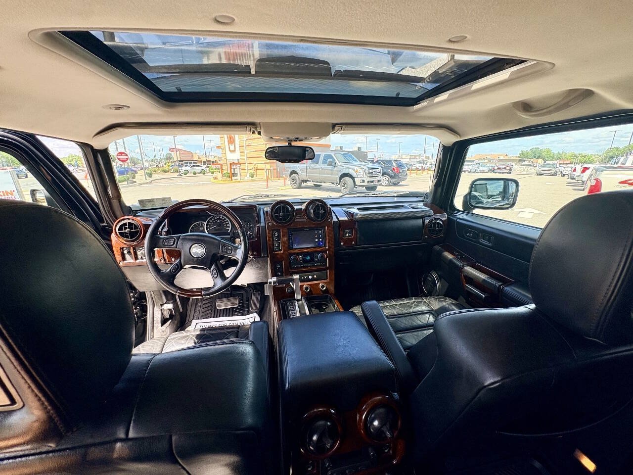 Used 2005 HUMMER H2 w/ Preferred Equipment Group AWD/4WD image 19
