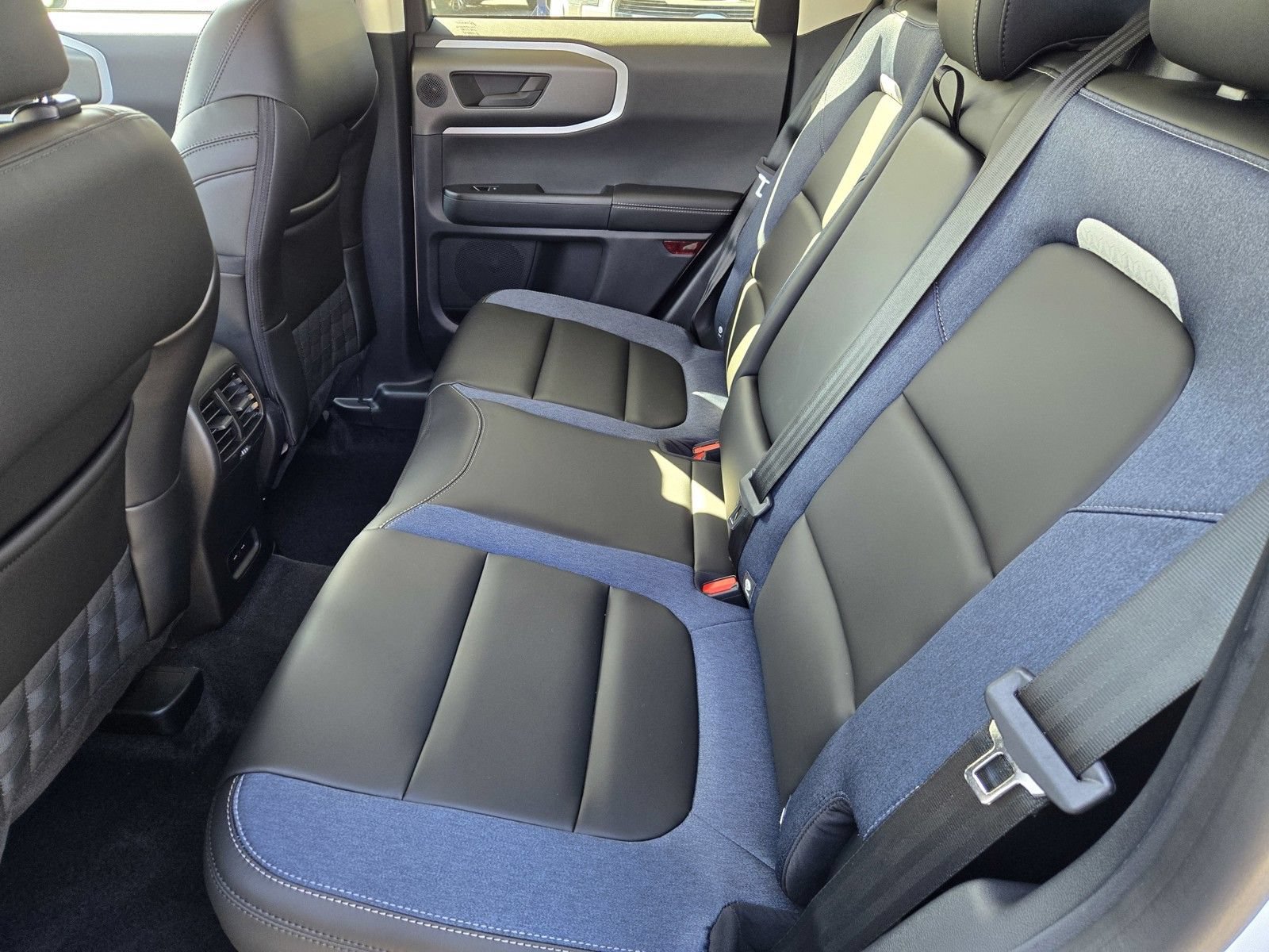 New 2026 Ford Bronco Sport Outer Banks w/ Outer Banks Tech Package+ AWD/4WD image 16