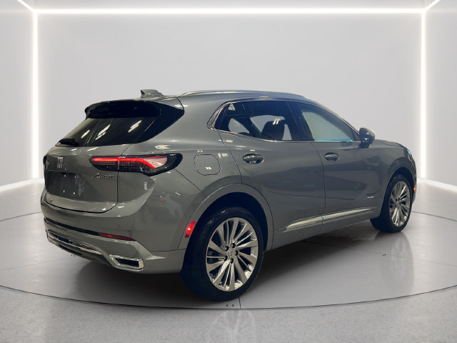 Used 2024 Buick Envision Avenir AWD/4WD image 5