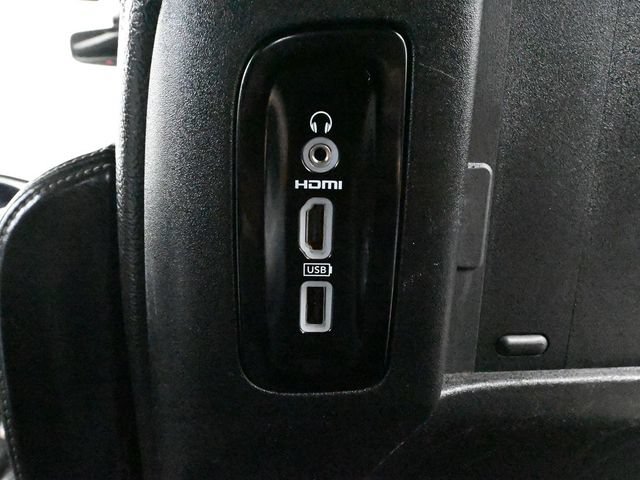 Used 2019 Chrysler Pacifica Touring-L Plus w/ Advanced Safetytec Group FWD image 54