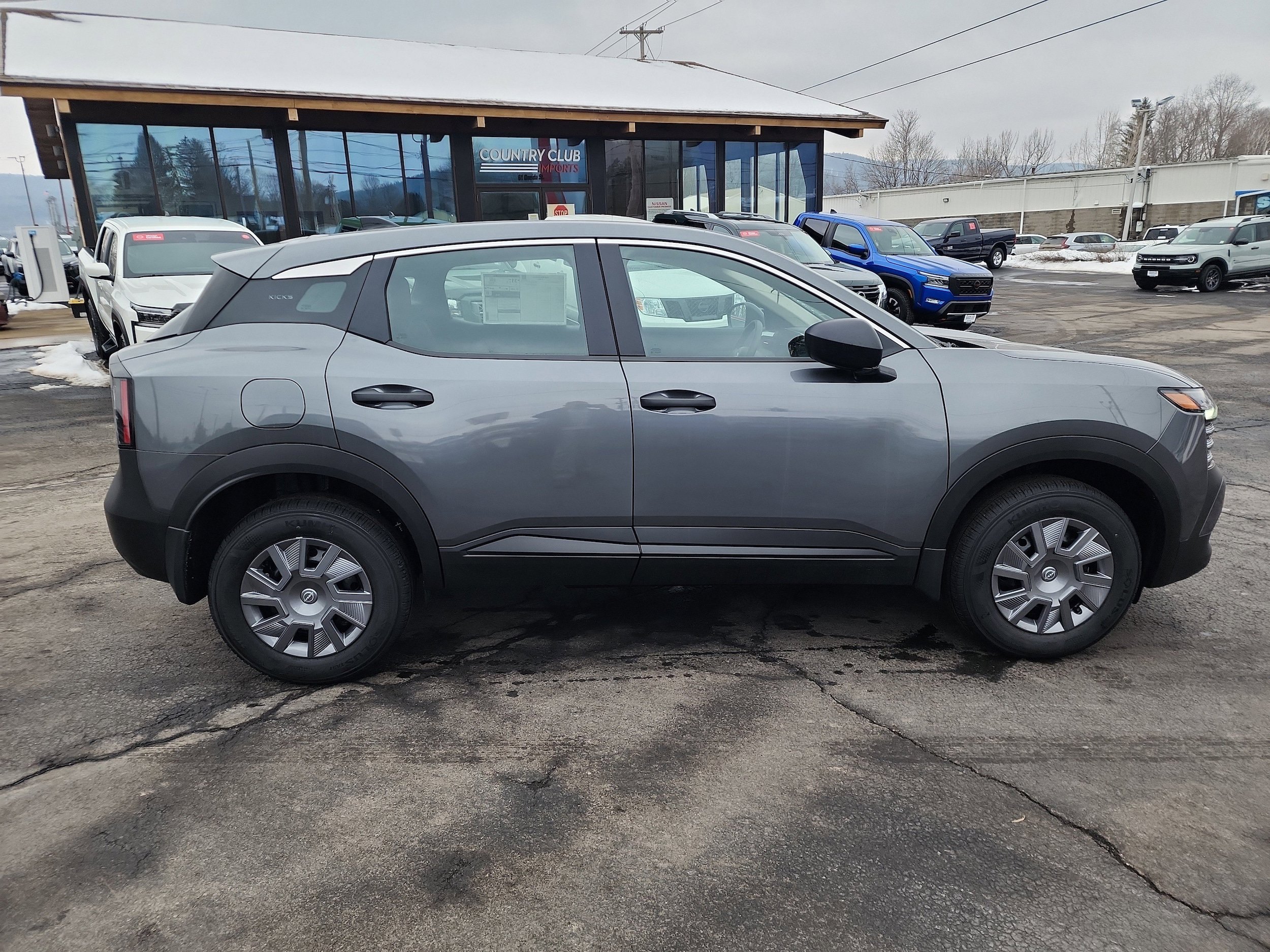 New 2026 Nissan Kicks S FWD image 9
