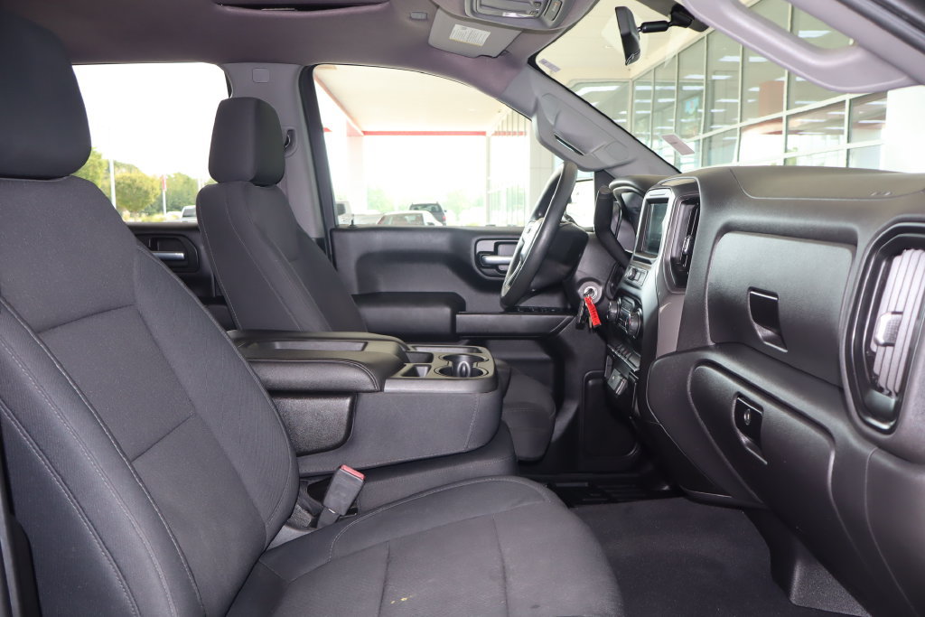 Used 2019 Chevrolet Silverado 1500 Custom Trail Boss w/ Custom Convenience Package AWD/4WD image 40