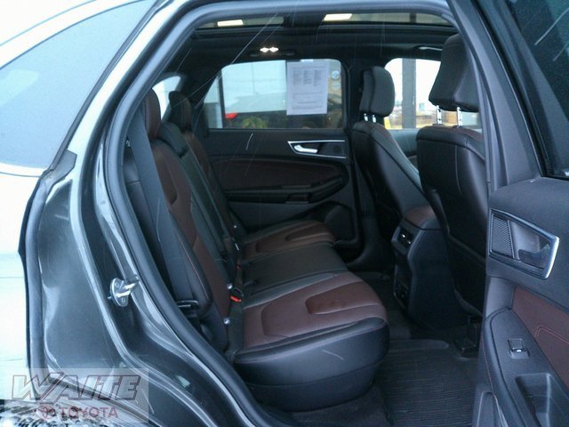 Used 2020 Ford Edge Titanium w/ Equipment Group 301A image 25