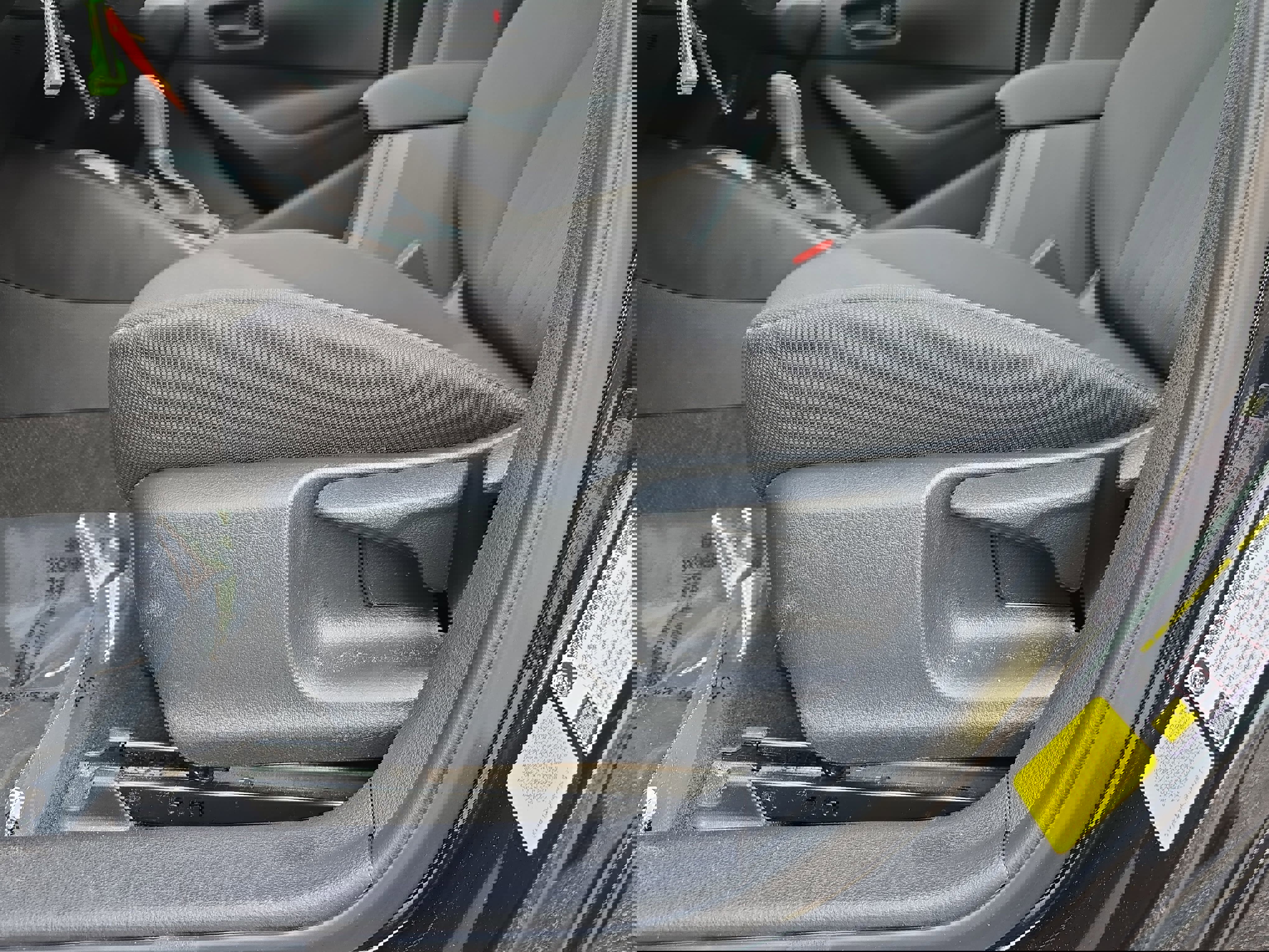 Used 2024 Toyota Corolla LE image 28