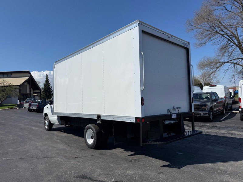 New 2027 Ford E-350 and Econoline 350 Super Duty w/ Interior Upgrade Package image 7