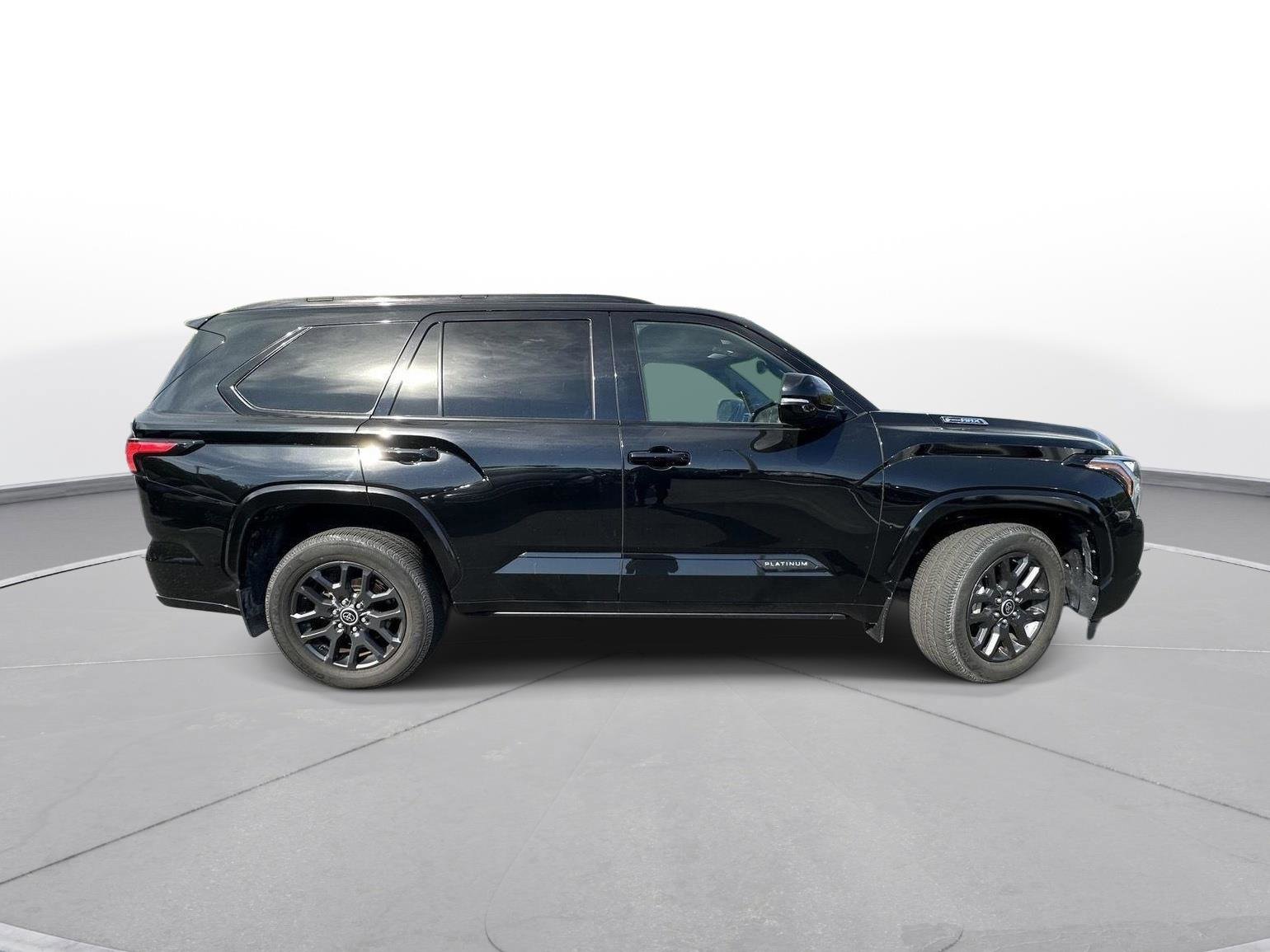 Certified 2023 Toyota Sequoia Platinum image 5