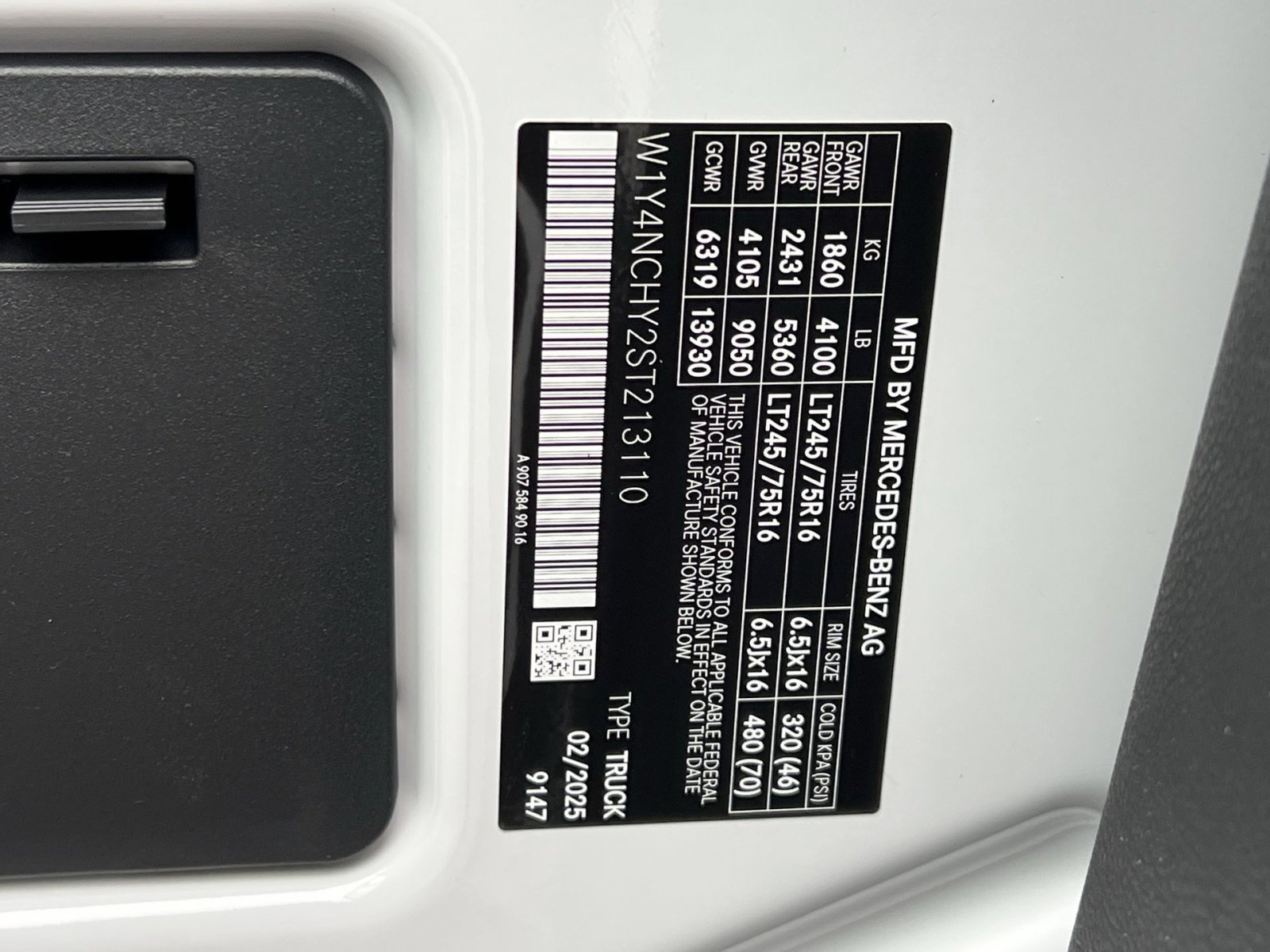 New 2025 Mercedes-Benz Sprinter 2500 image 41