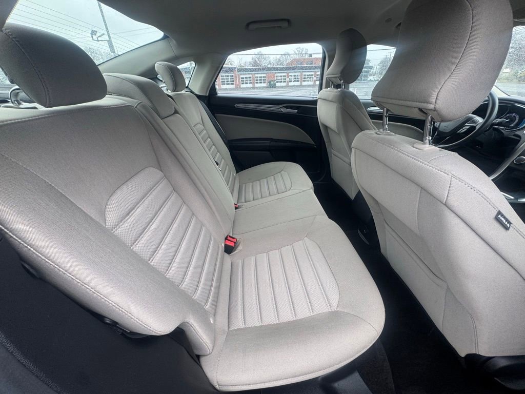 Used 2018 Ford Fusion S FWD image 28