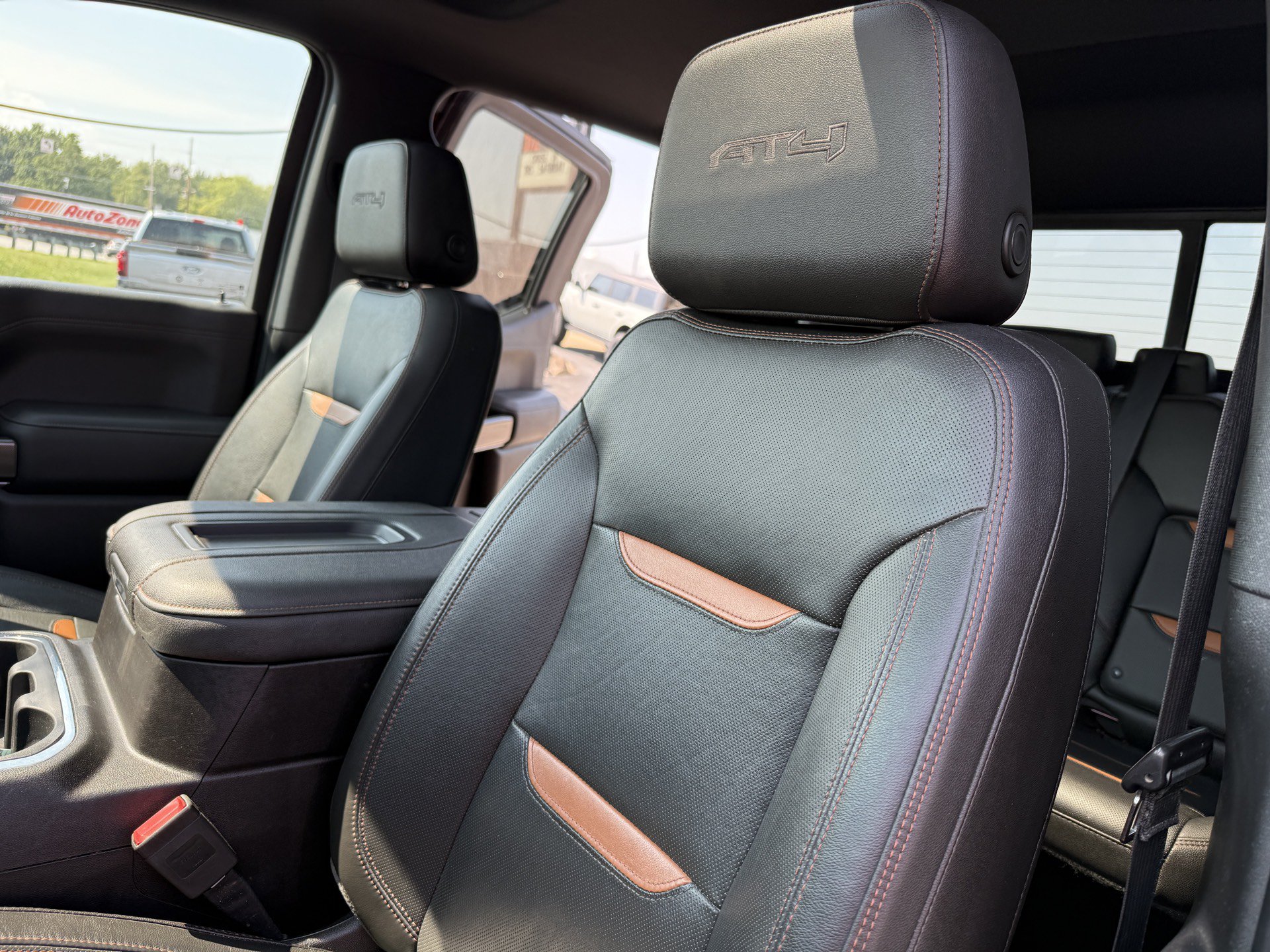 Used 2019 GMC Sierra 1500 AT4 w/ AT4 Premium Package AWD/4WD image 31