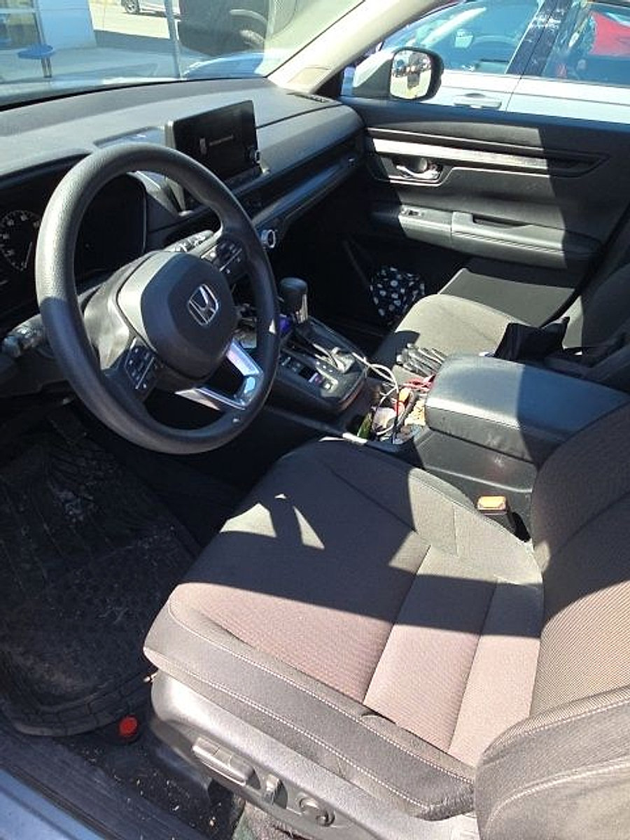 Used 2023 Honda CR-V EX image 10