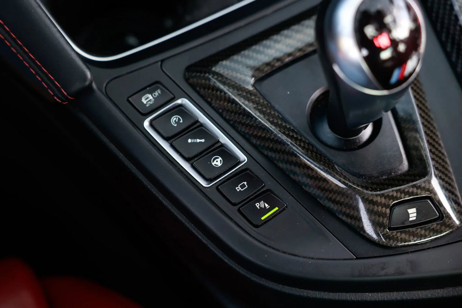 Used 2015 BMW M4 Convertible image 41