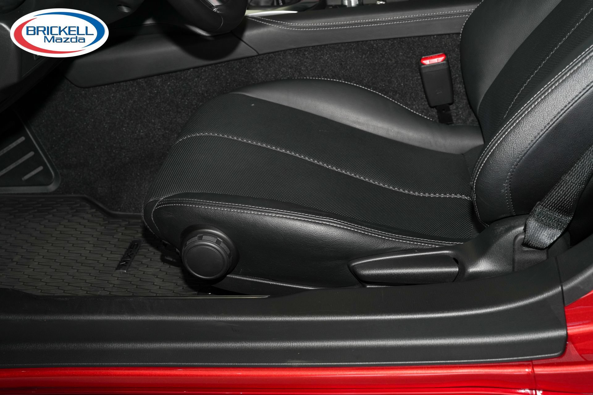 Used 2025 MAZDA MX-5 Miata Grand Touring w/ Weather Package RWD image 23