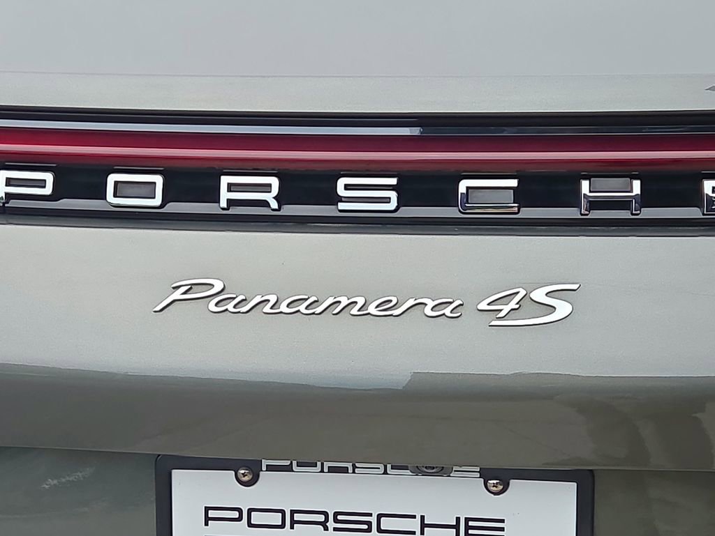 Certified 2022 Porsche Panamera 4S AWD/4WD image 27