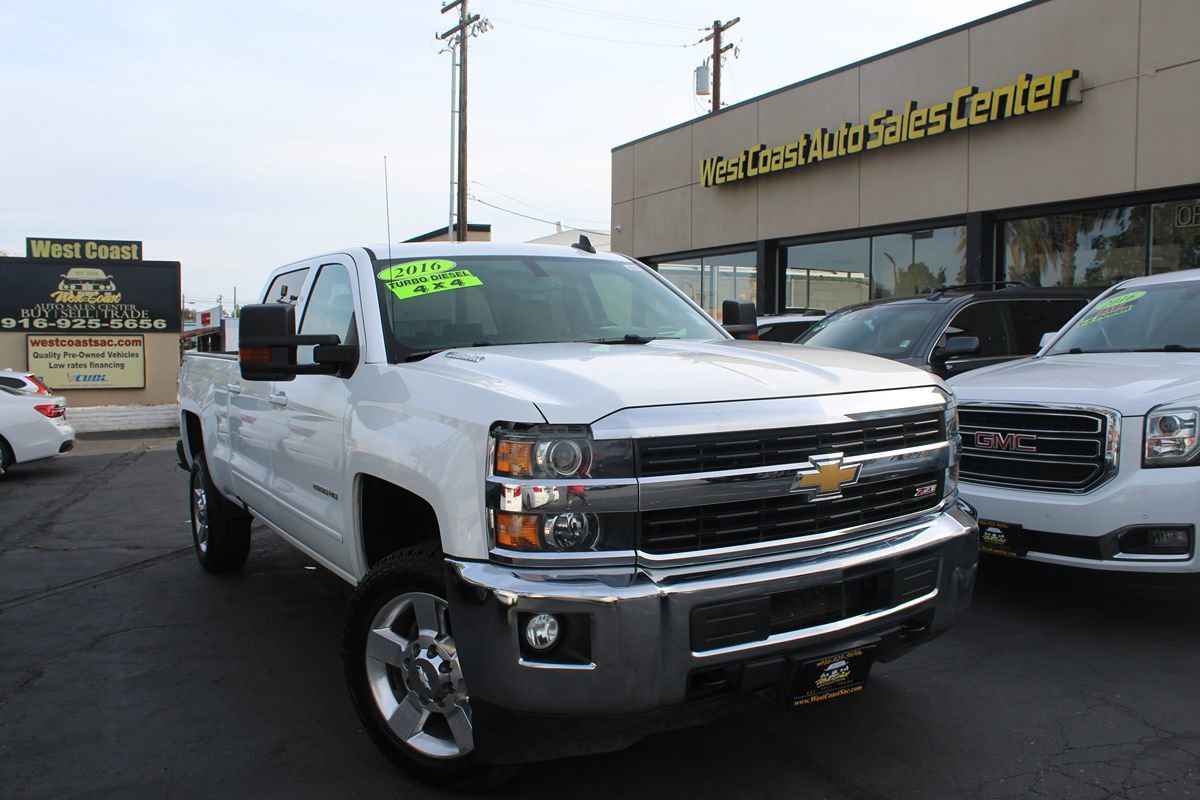 Used 2016 Chevrolet Silverado 2500 LT w/ LT Convenience Package AWD/4WD image 36