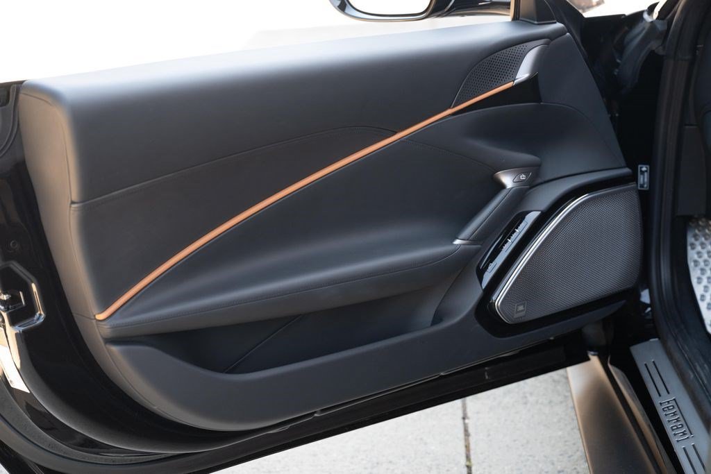 Used 2025 Ferrari Roma Spider RWD image 30