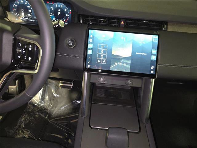 Used 2024 Land Rover Discovery Sport Dynamic SE image 22