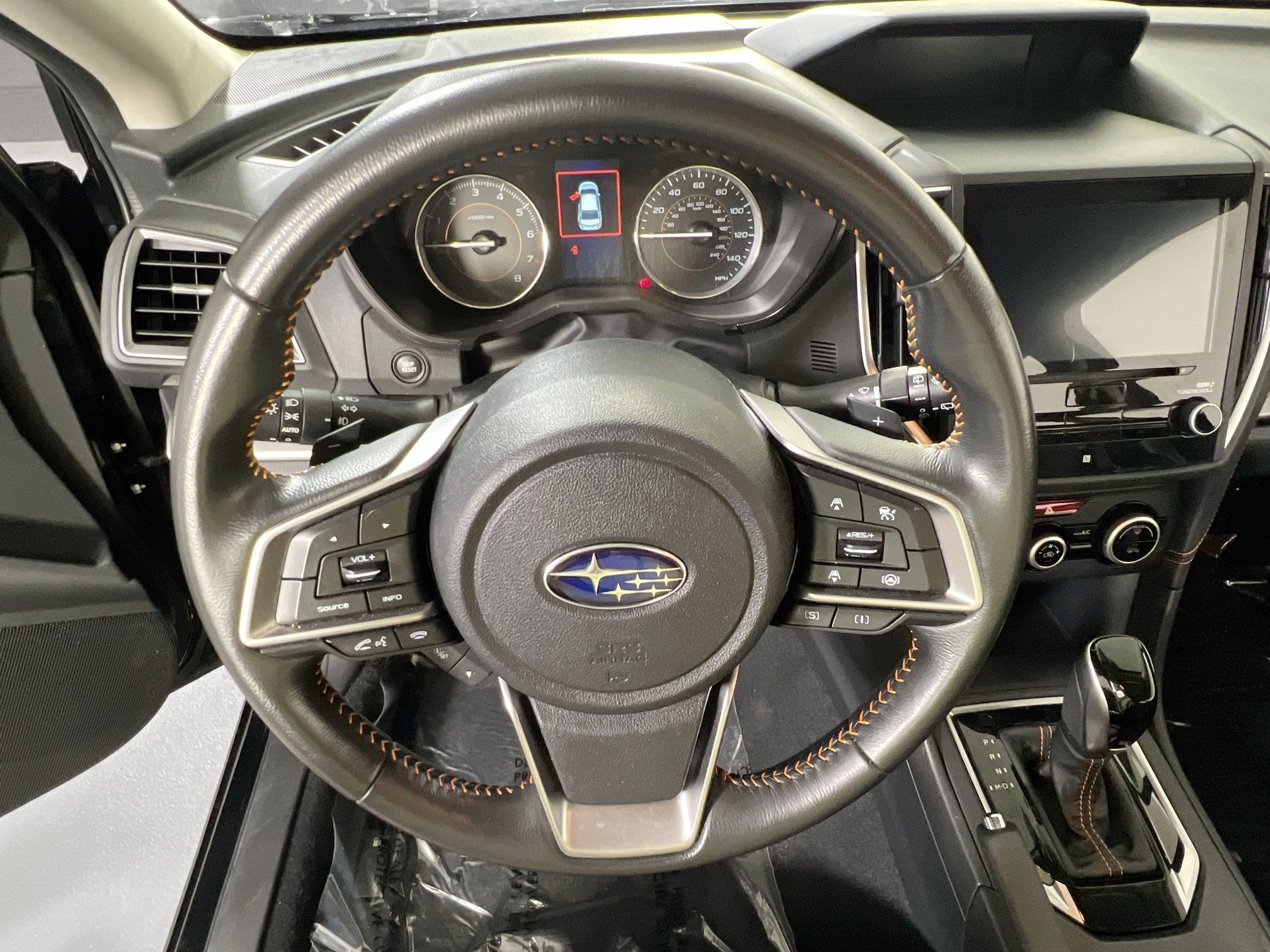 Used 2023 Subaru Crosstrek 2.5i Limited AWD/4WD image 11