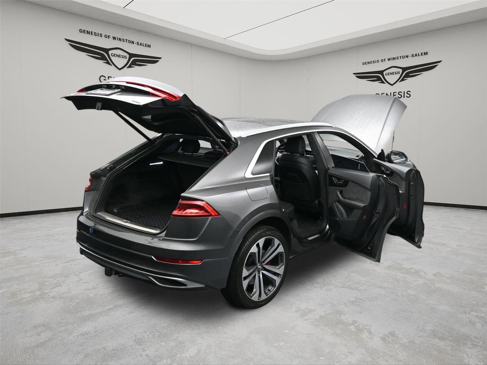 Used 2019 Audi Q8 Prestige w/ Luxury Package image 18