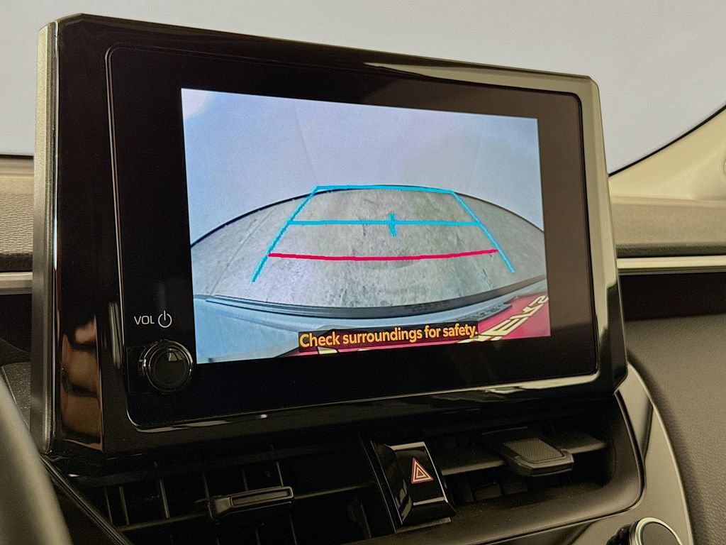 Certified 2025 Toyota Corolla Cross LE w/ Moonroof Package AWD/4WD image 18