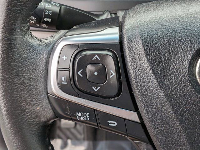Used 2017 Toyota Camry XLE FWD image 22