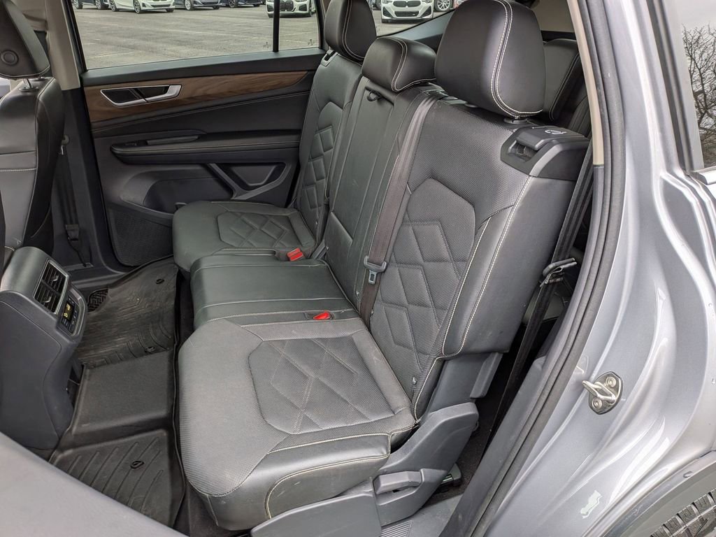 Used 2024 Volkswagen Atlas SE image 20