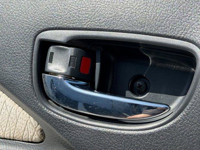 Used 2008 Toyota Yaris Sedan FWD image 8