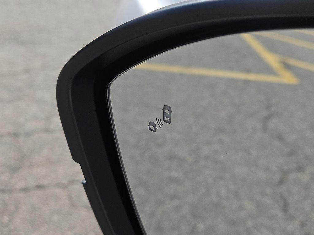 New 2025 Nissan Pathfinder Platinum w/ Cargo Package image 5